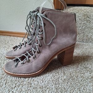 Jeffrey Campbell Grey Suede Cors Booties sz 6.5